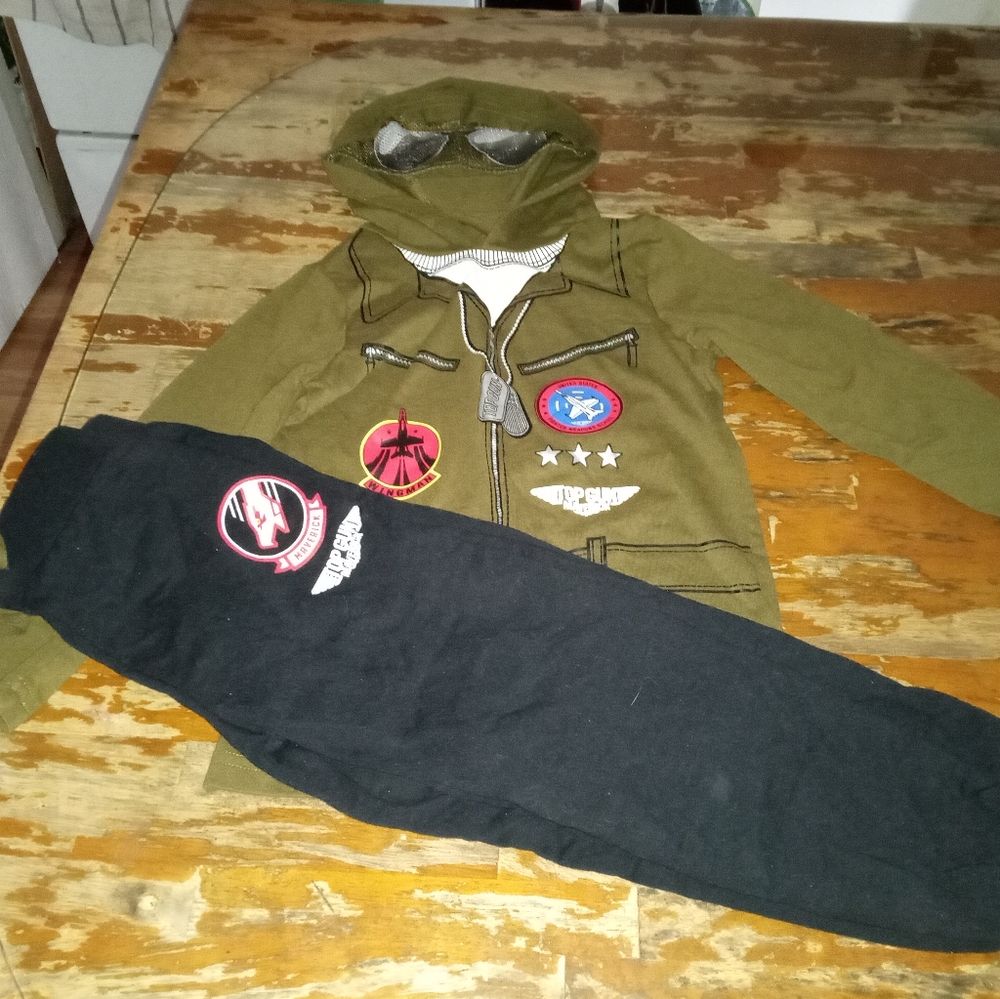 Top Gun outfit